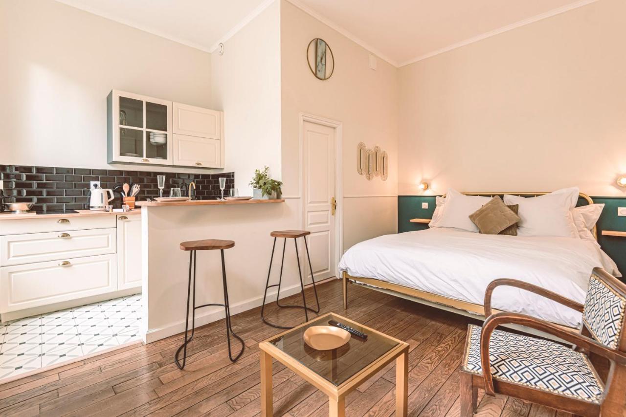 Apartamento Hyper centre : élégante terrasse privée Reims Exterior foto